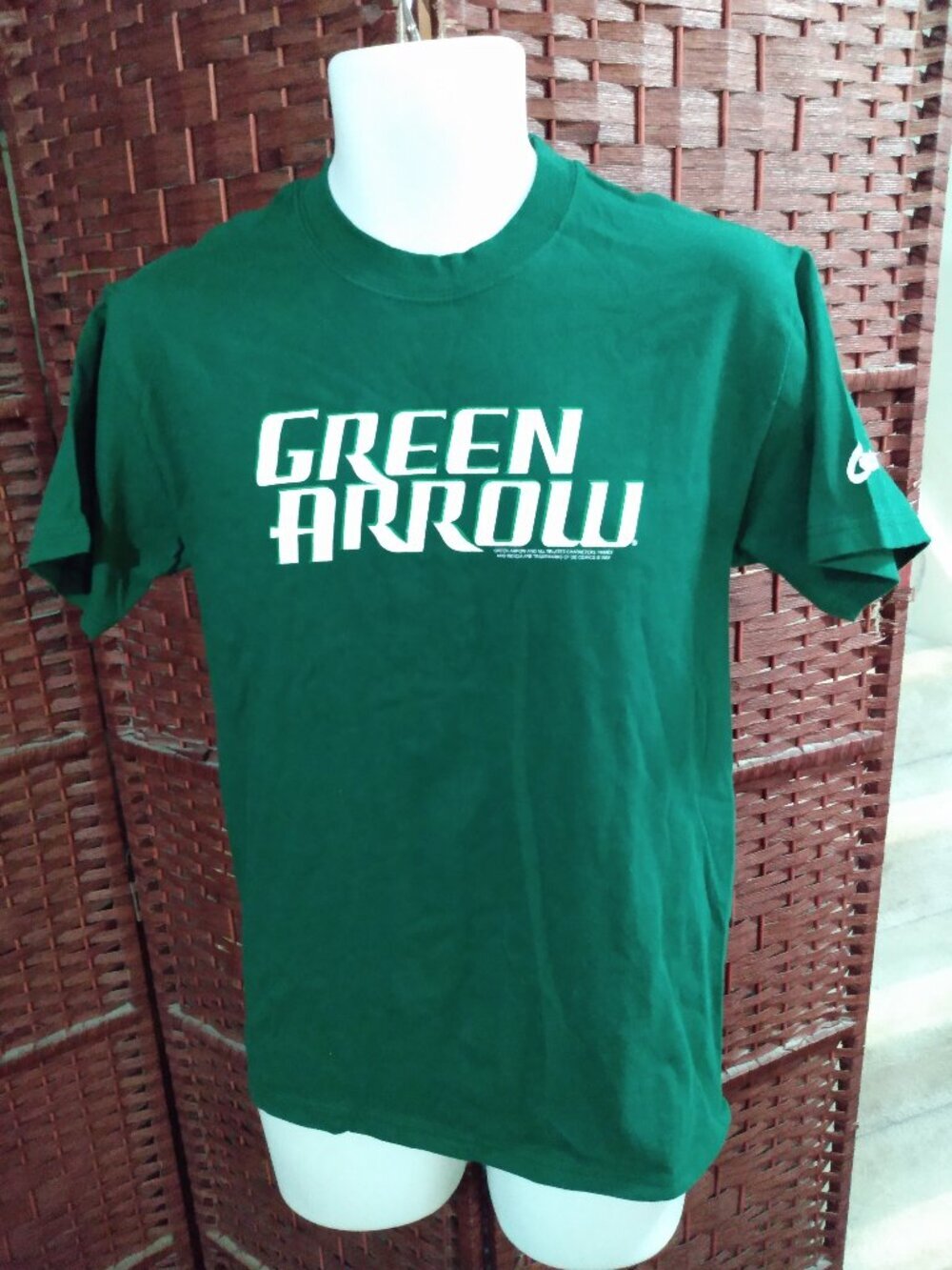Vintage Y2K Green Arrow T Shirt Promo DC Comics Small 2001
